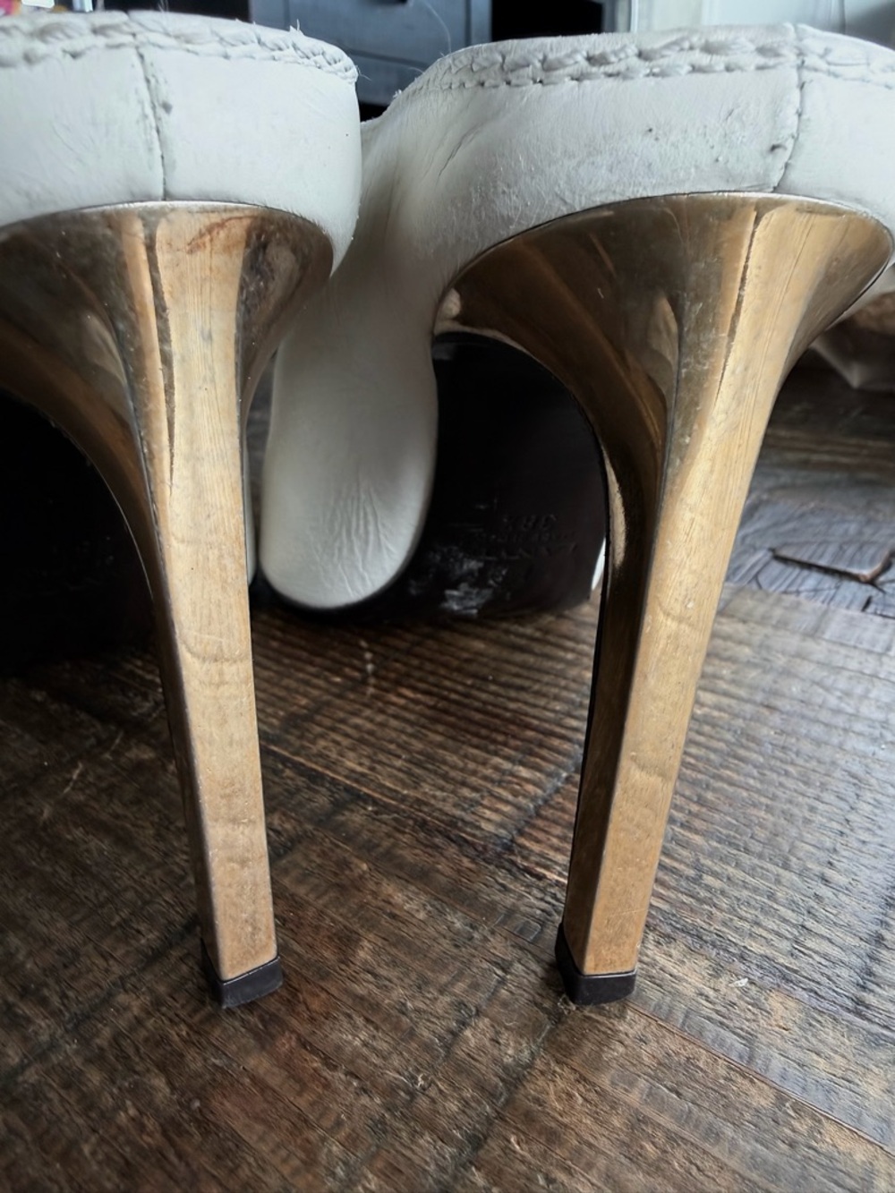 Lanvin Paris Cream Leather Gold Stiletto Mules 38.5 - Picture 10 of 12